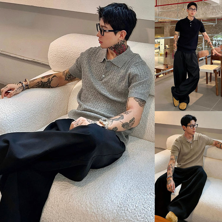 Modernes Zopfstrick-Poloshirt für Herren im Y2K High-Fashion-Look – getragen in den Farben Grau, Khaki und Schwarz.