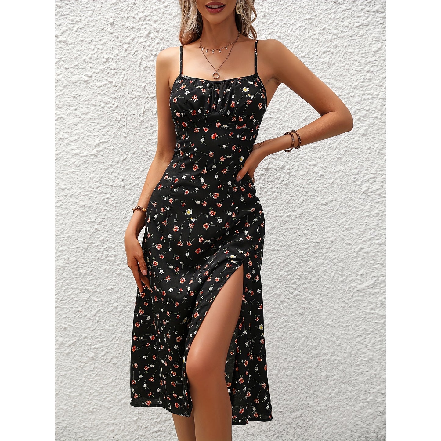 Satin-Maxikleid „Summer Blossom" – Florales Sommerkleid mit elegantem Schnitt