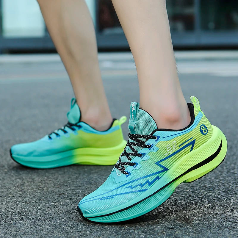 Ultra-lightweight sneakers in a vibrant design. Breathable, comfortable & true to size. Secure your new style highlight now! ✨ - CheapSeasons