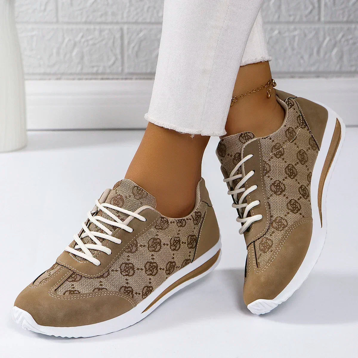 Luxury sneakers with a floral design! Discover the exclusive designer look for women. - CheapSeasons