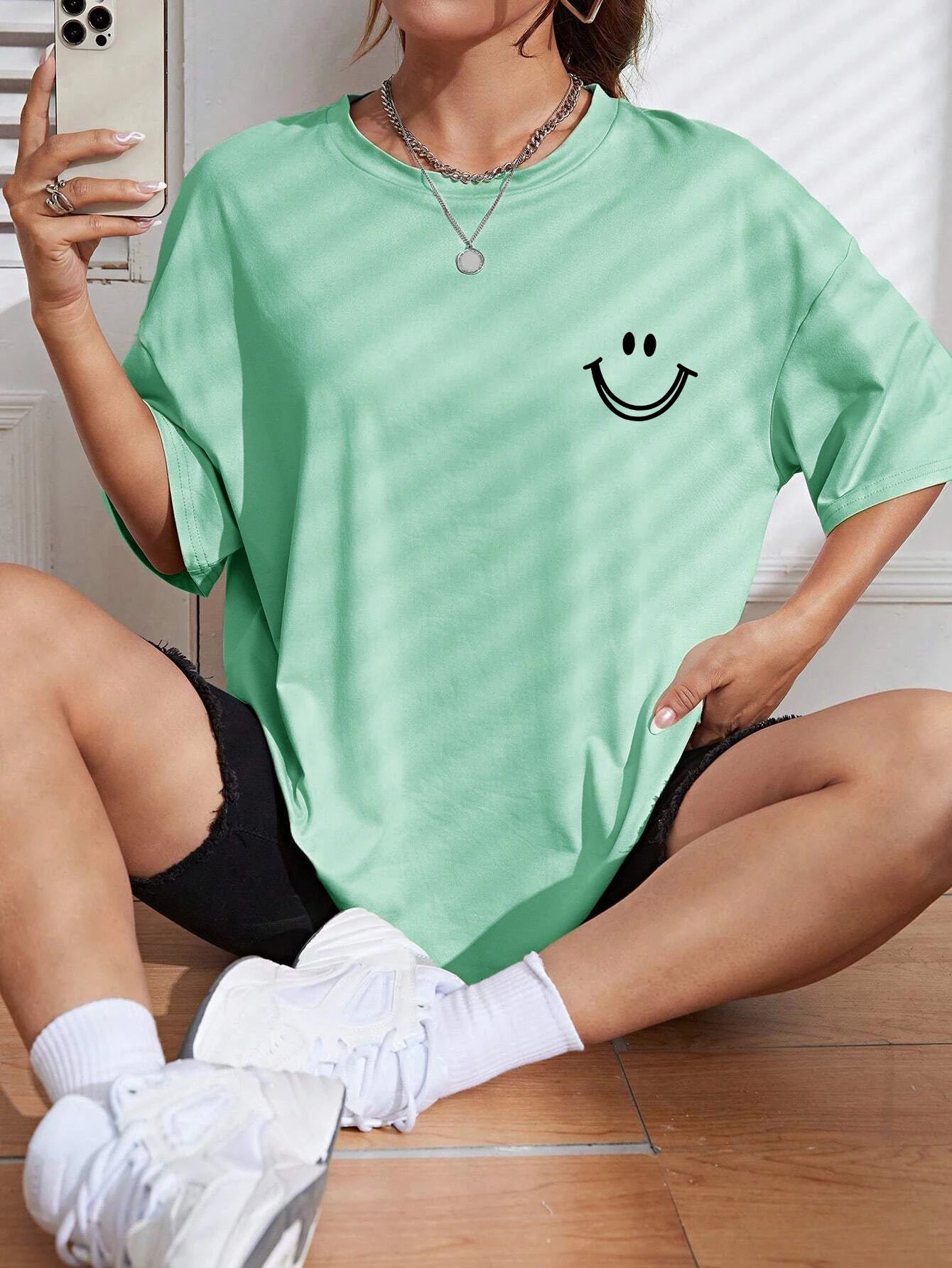Happy Vibes Smiley T-Shirt – 100% cotton, relaxed fit & retro look - CheapSeasons