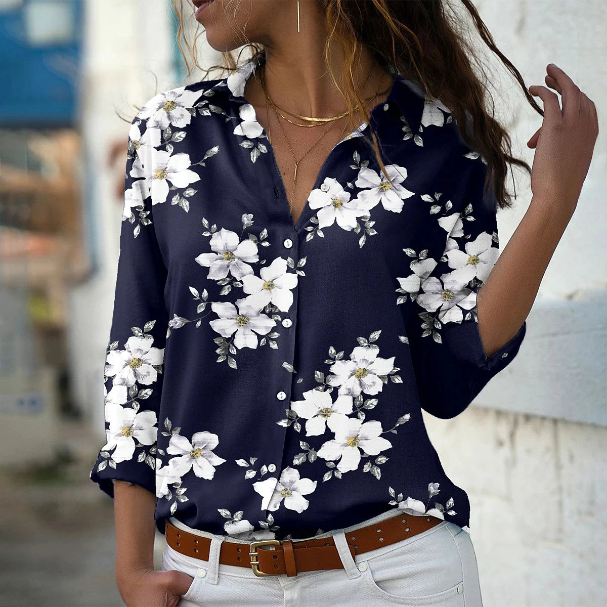 🌸 Floral elegance meets business chic: Your new favorite blouse! 💼 - CheapSeasons