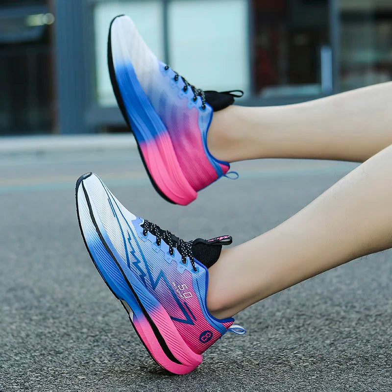 Ultra-lightweight sneakers in a vibrant design. Breathable, comfortable & true to size. Secure your new style highlight now! ✨ - CheapSeasons