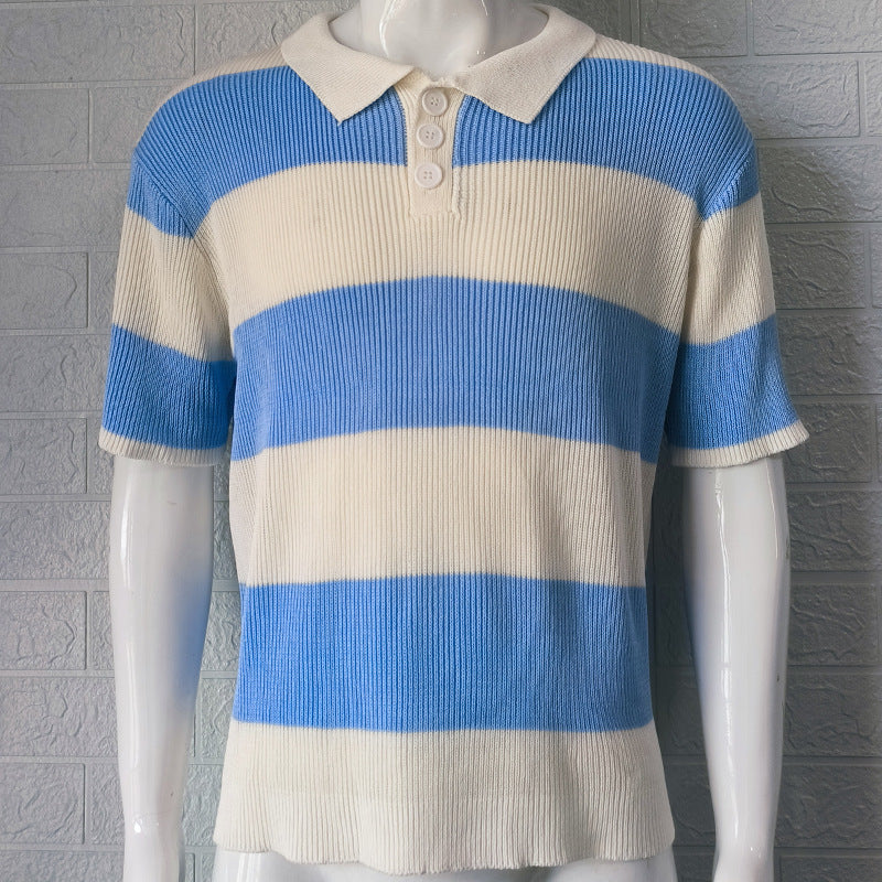 Close-up of the Perfect Fit Strick-Polo by CheapSeasons, showing the textured knit fabric and classic polo collar in natural lighting.